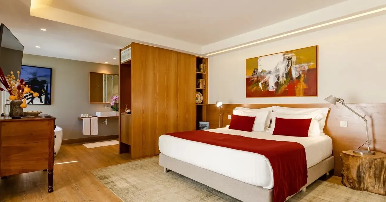 Authentic accommodation in the heart of Colares