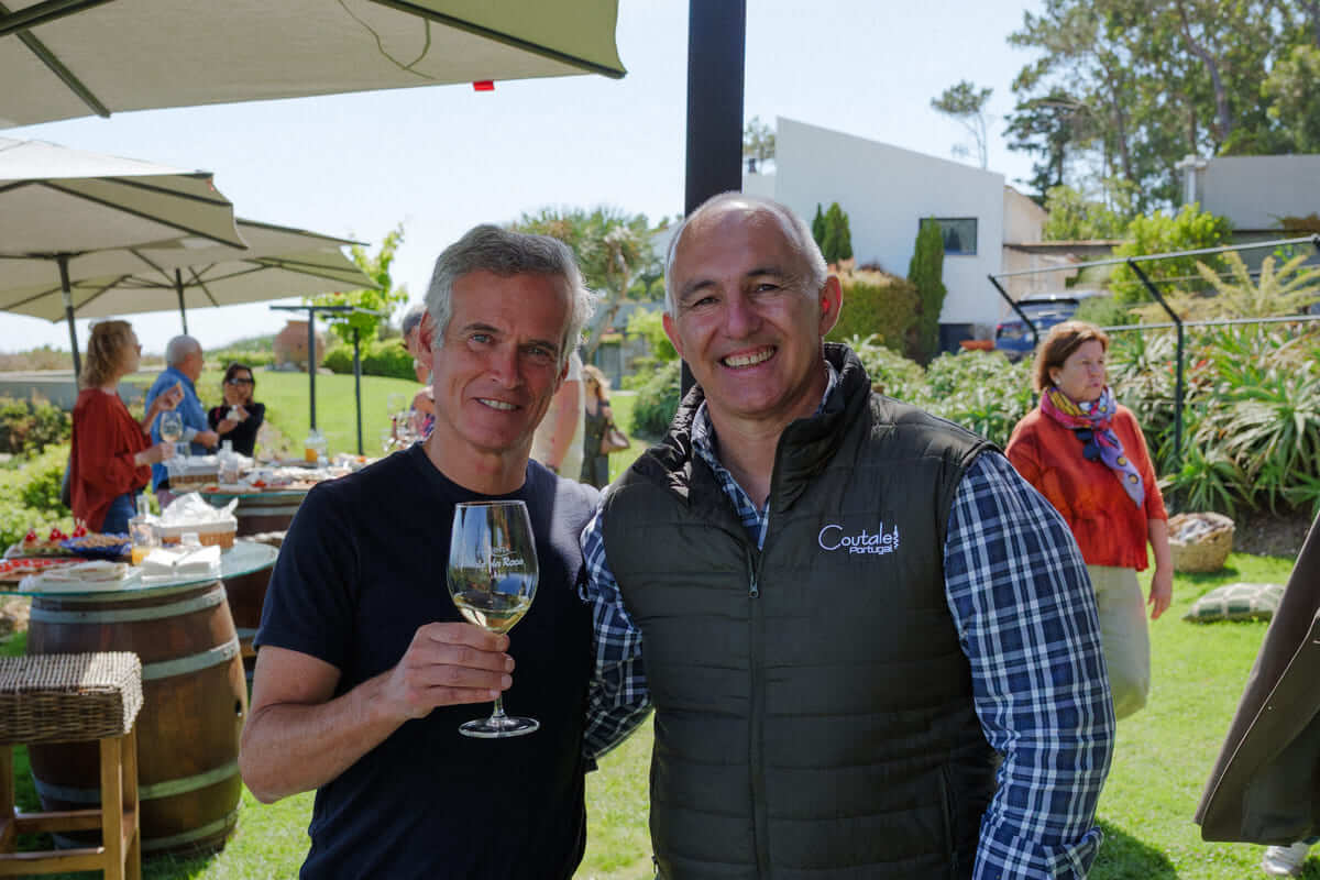 Friends celebrating a milestone event at Quinta Vale da Roca